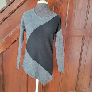 Peck & Peck Asymmetrical Gray & Black 100% Cashmere Sweater S